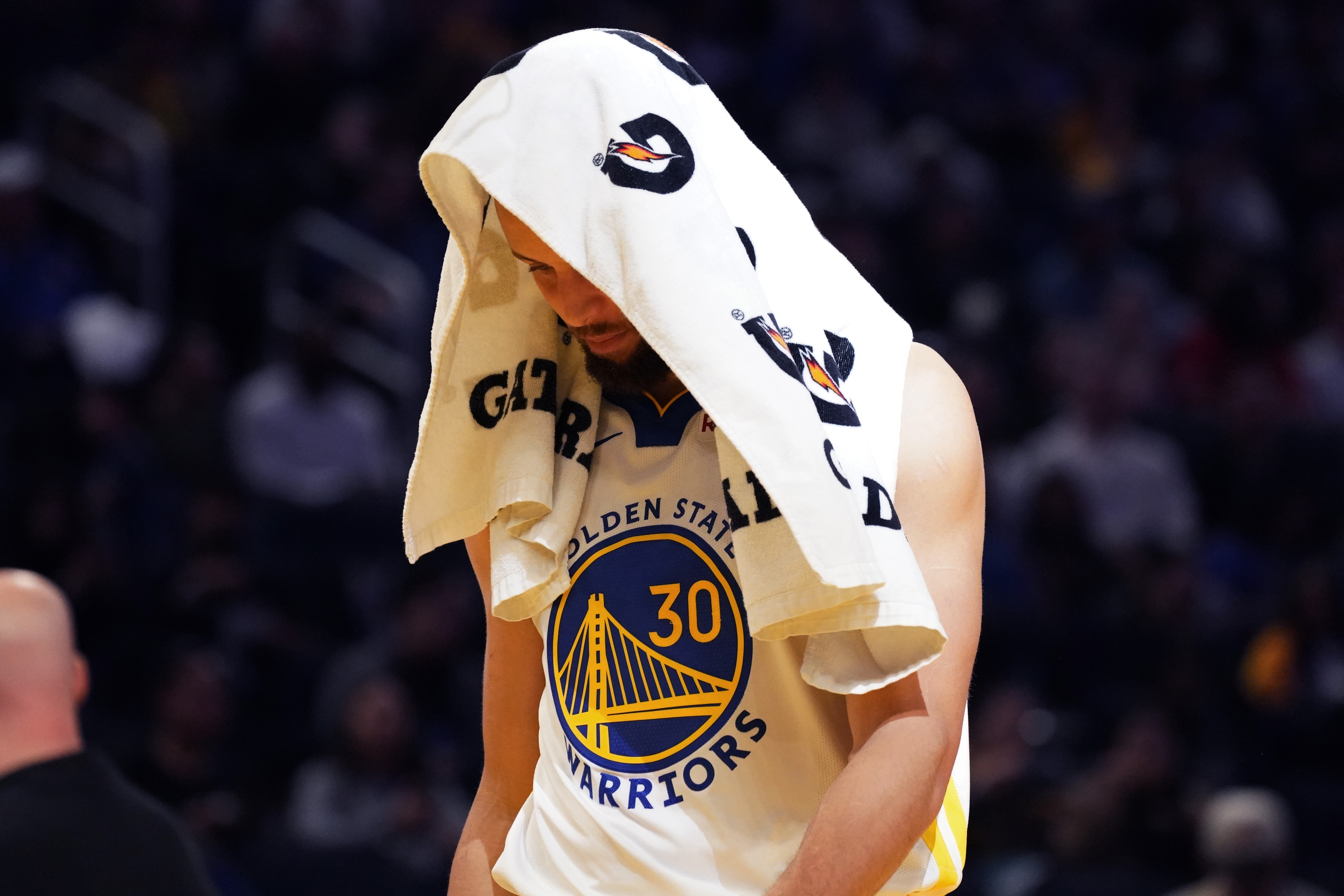 库里：手里有球总会失误&完美比赛不存在 但不能随便对待每个球