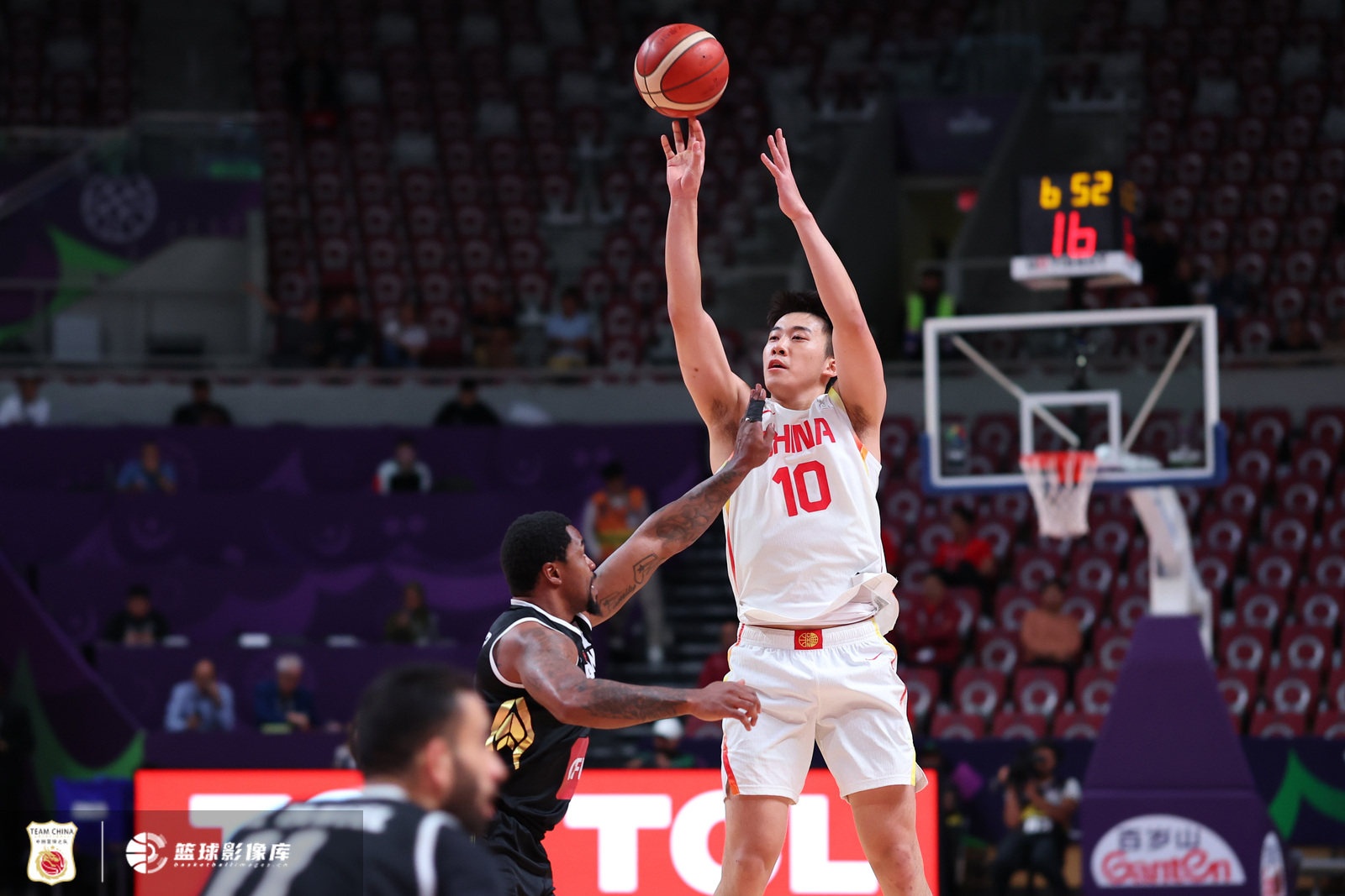 媒体人：王俊杰明年进可NBA退可NBL 林葳一再错过来澳洲黄金时机