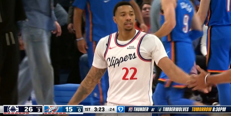 火力凶猛！快船多点开花轰12-0攻击波 再度打停雷霆