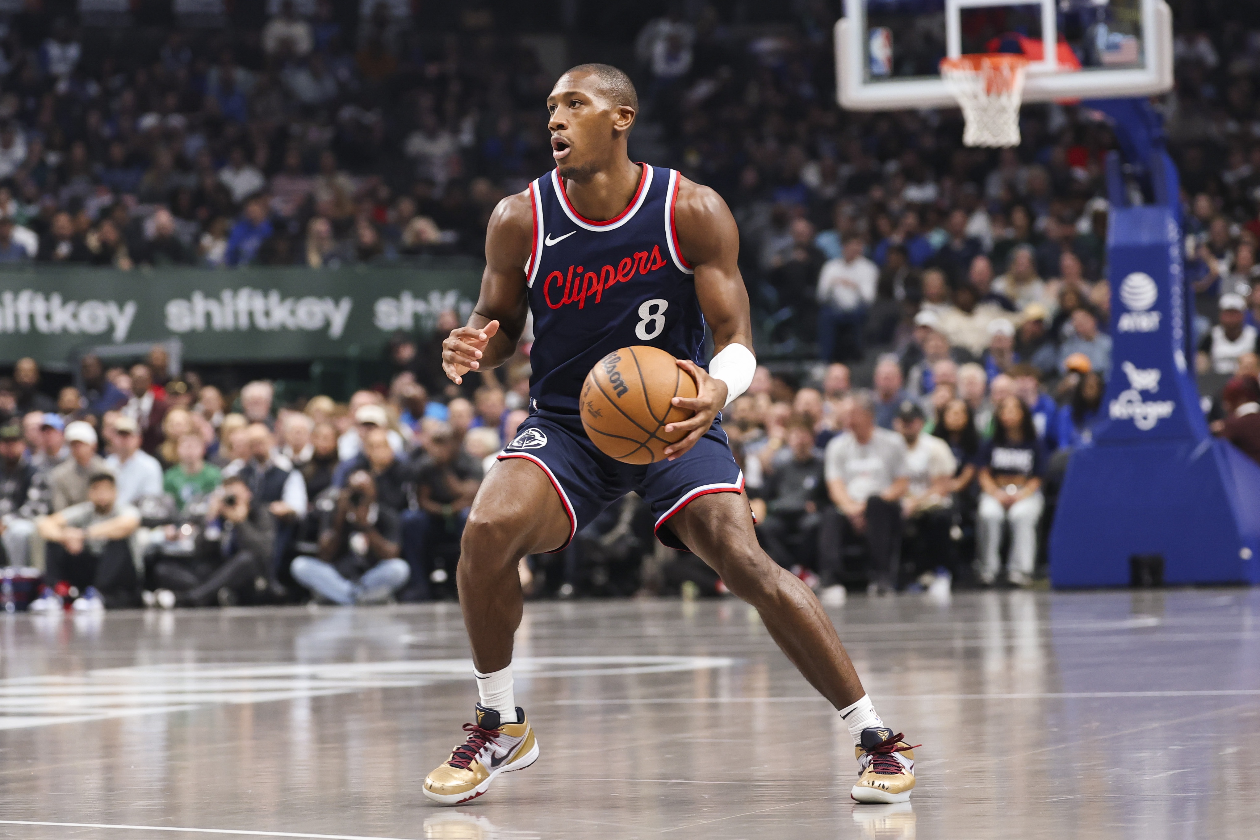 双人配合！邓恩与祖巴茨连续传导 最终邓恩空篮得分